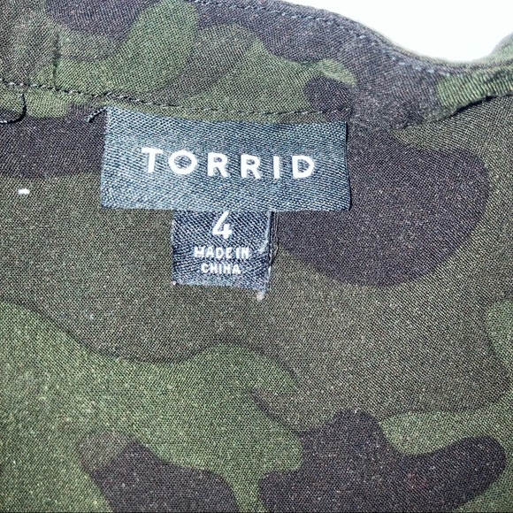 Torrid green camo short sleeve top size 4X - Picture 5 of 5